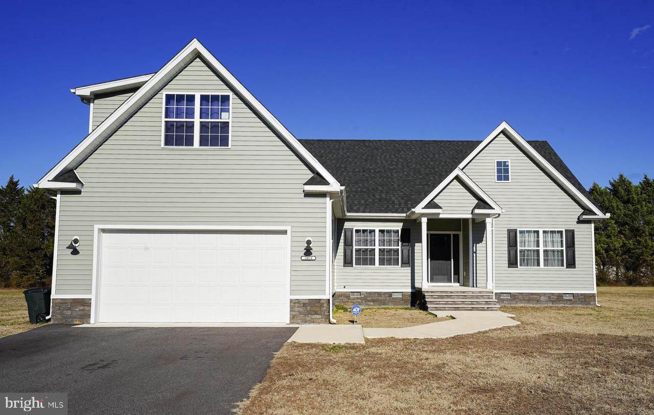 2054 Groton Road - Photo 1