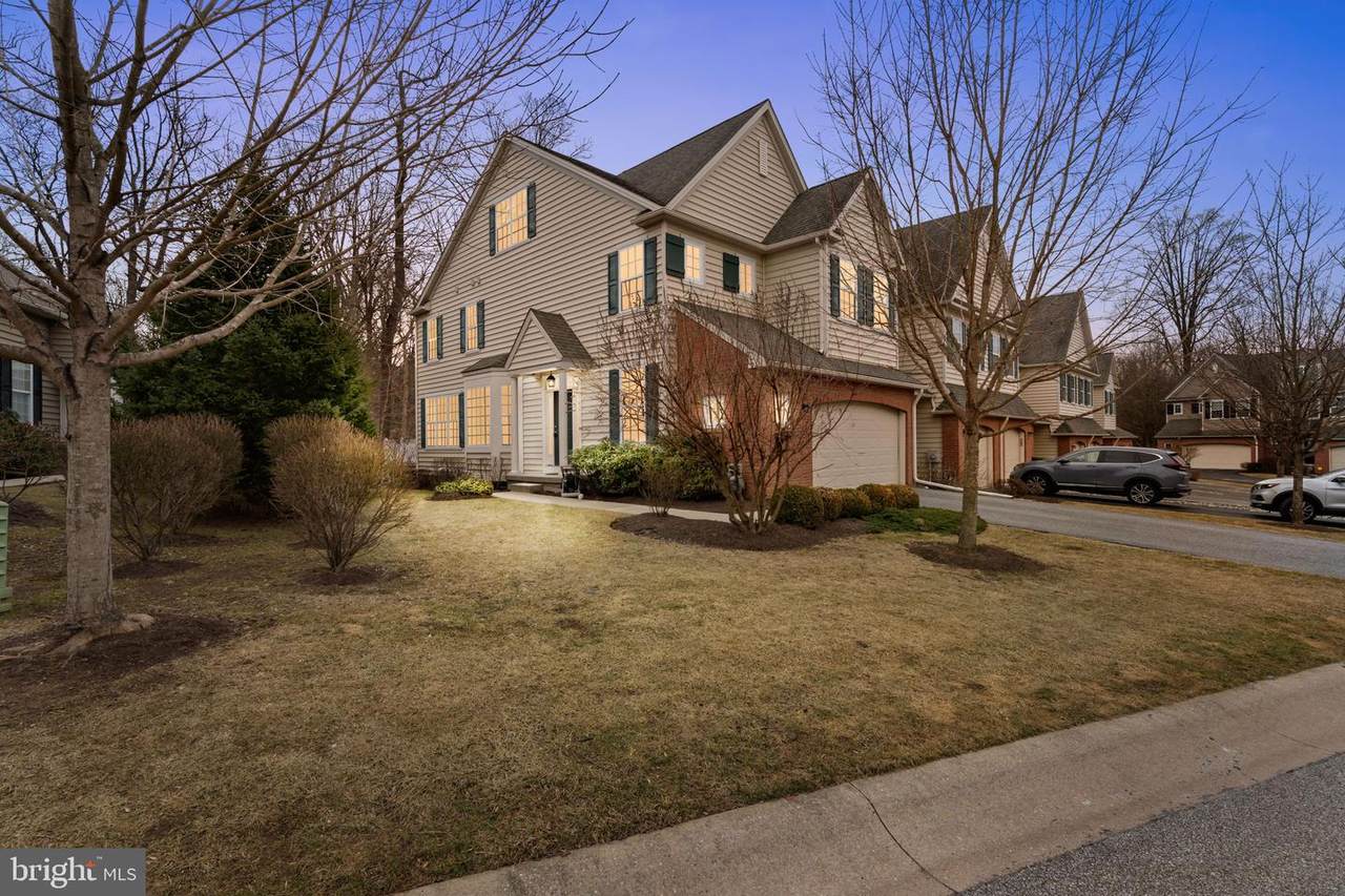 288 Deepdale Drive - Photo 1