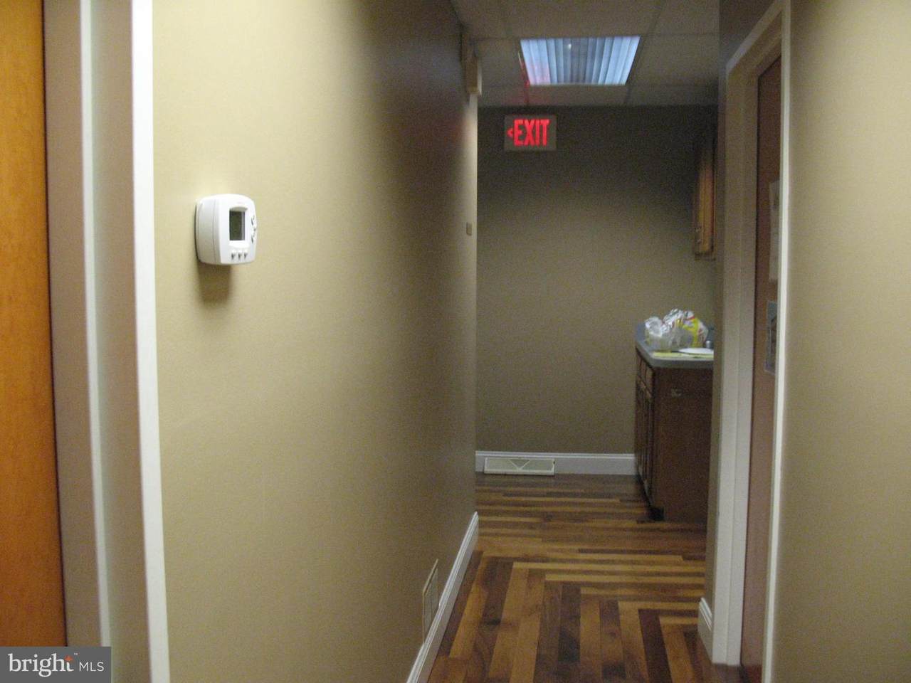 https://bt-photos.global.ssl.fastly.net/brightmls/1280_boomver_1_803667932006-2.jpg