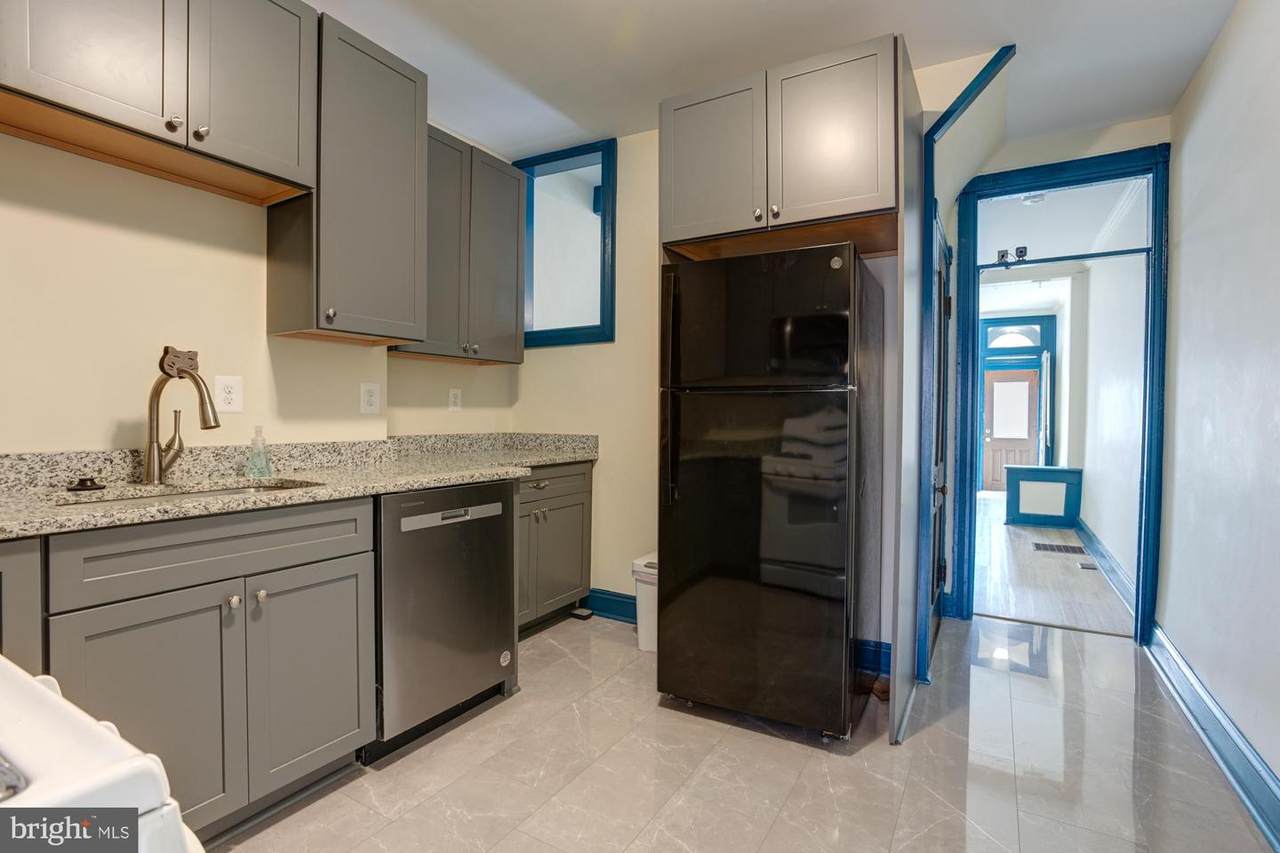 1125 Bayard Street - Photo 1