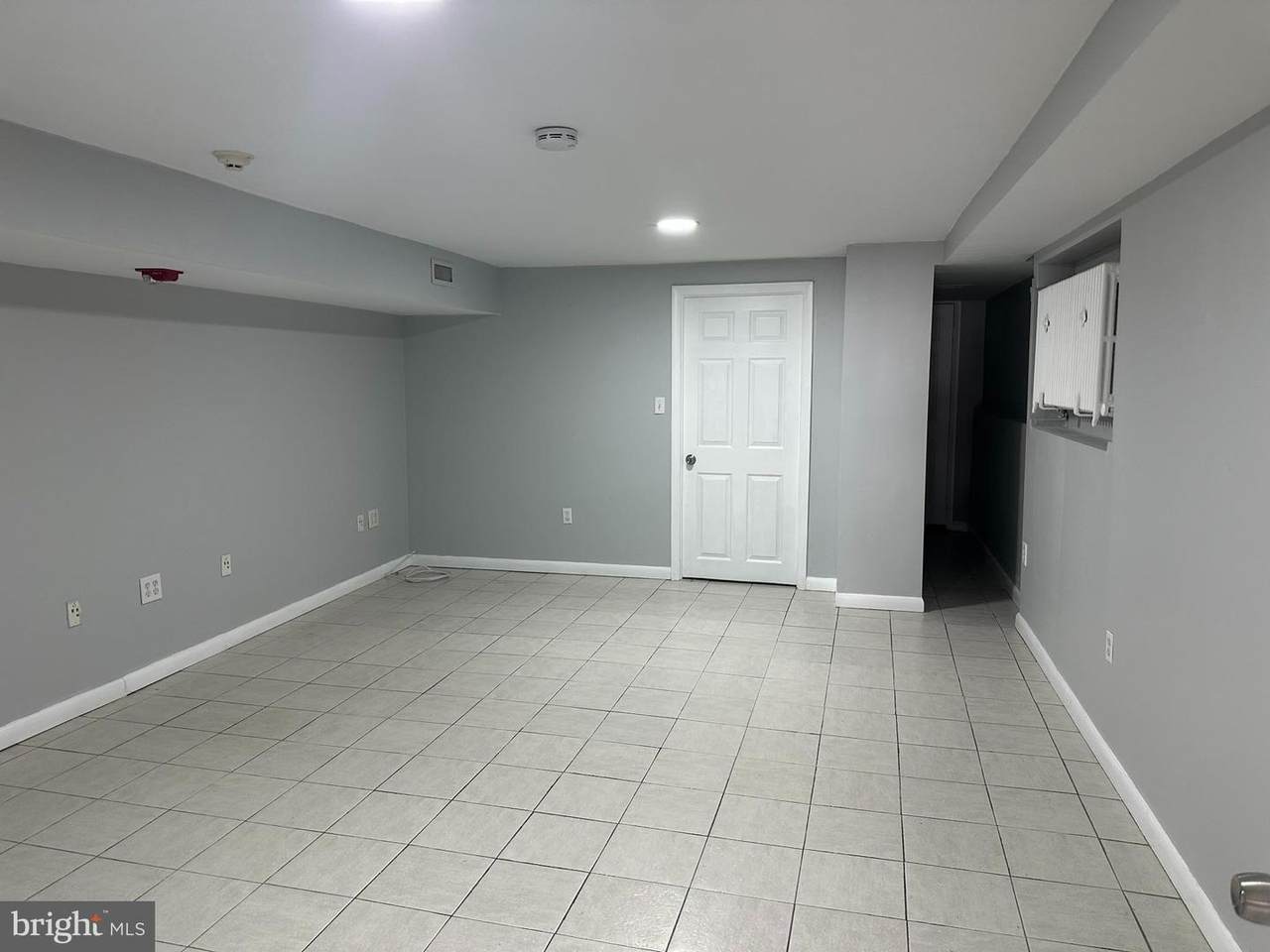 2516 Broad Street - Photo 1