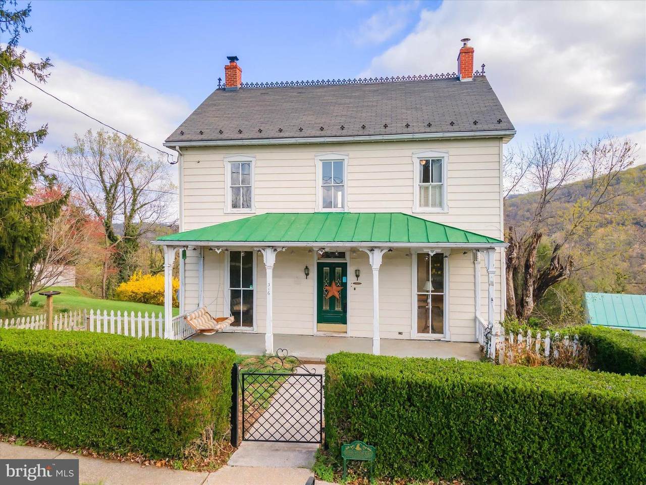 316 Fillmore Street - Photo 1