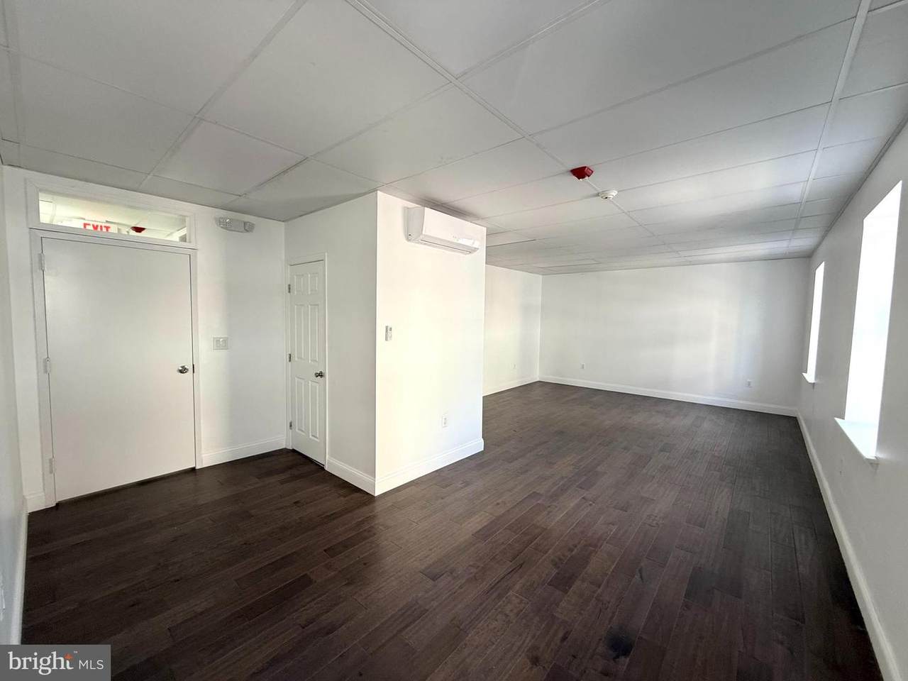212 N 11Th St - Photo 1