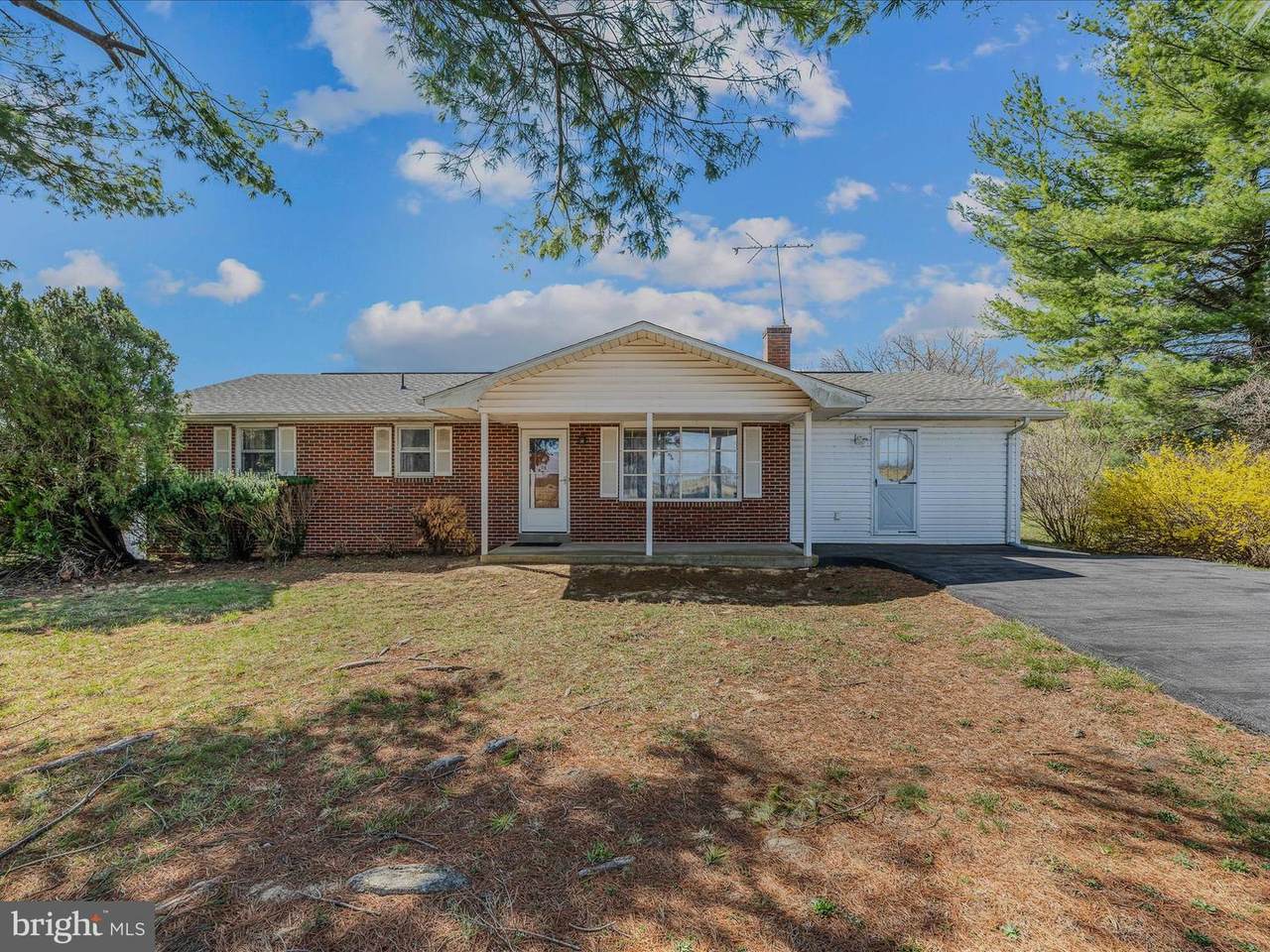 2028 Myerstown Road - Photo 1