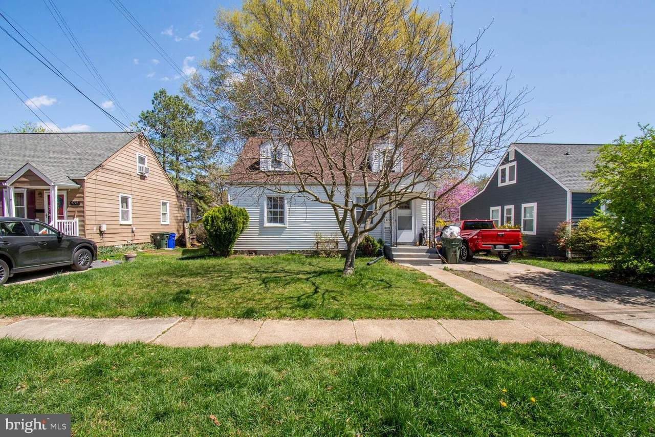 9705 52ND Avenue - Photo 1