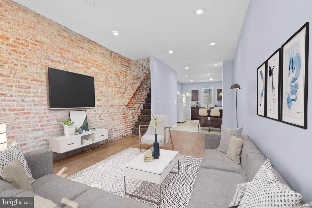 311 Robinson Street - Photo 1