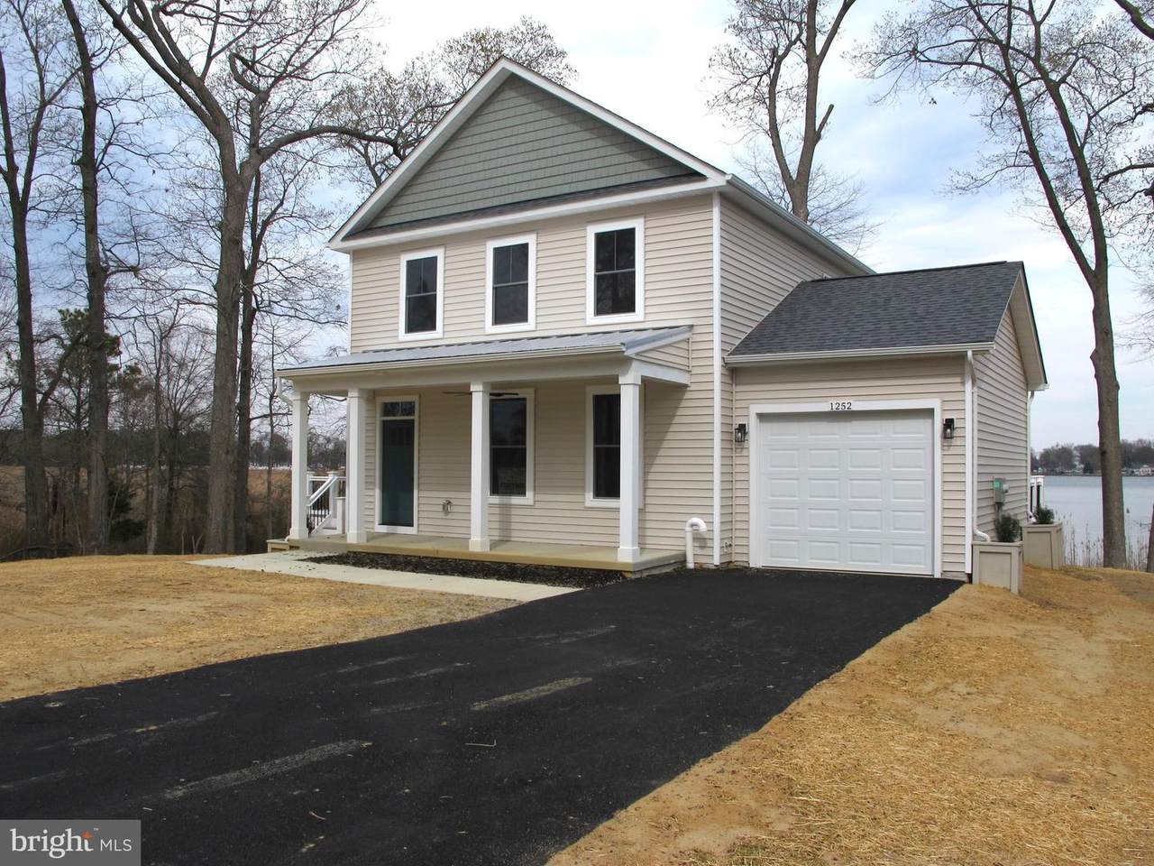 1252 Shore Drive - Photo 1