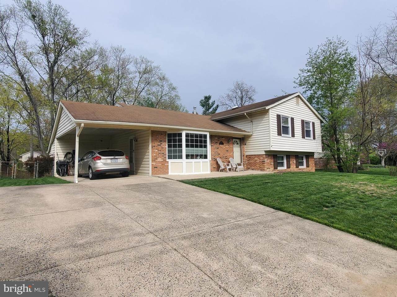 2402 Parkers Lane - Photo 1