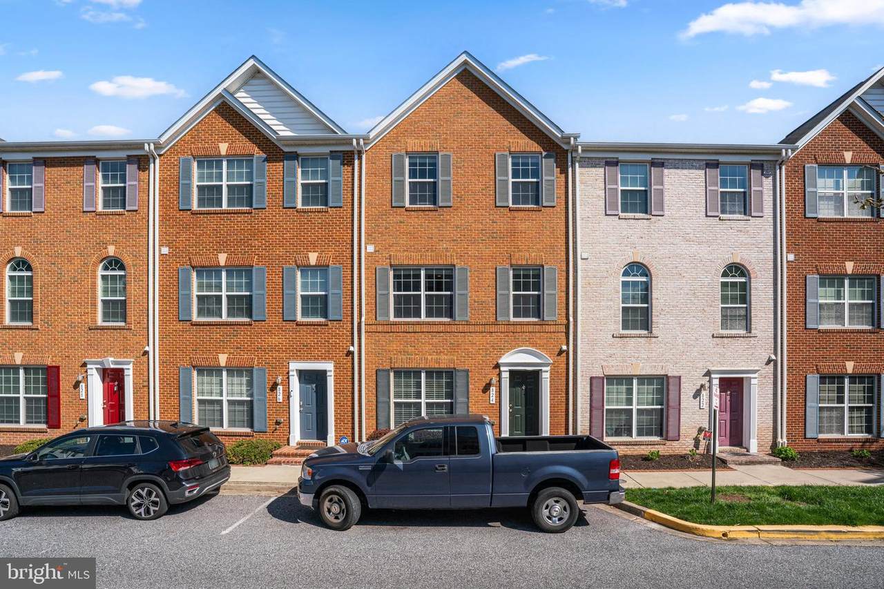 824 Ryan Street - Photo 1