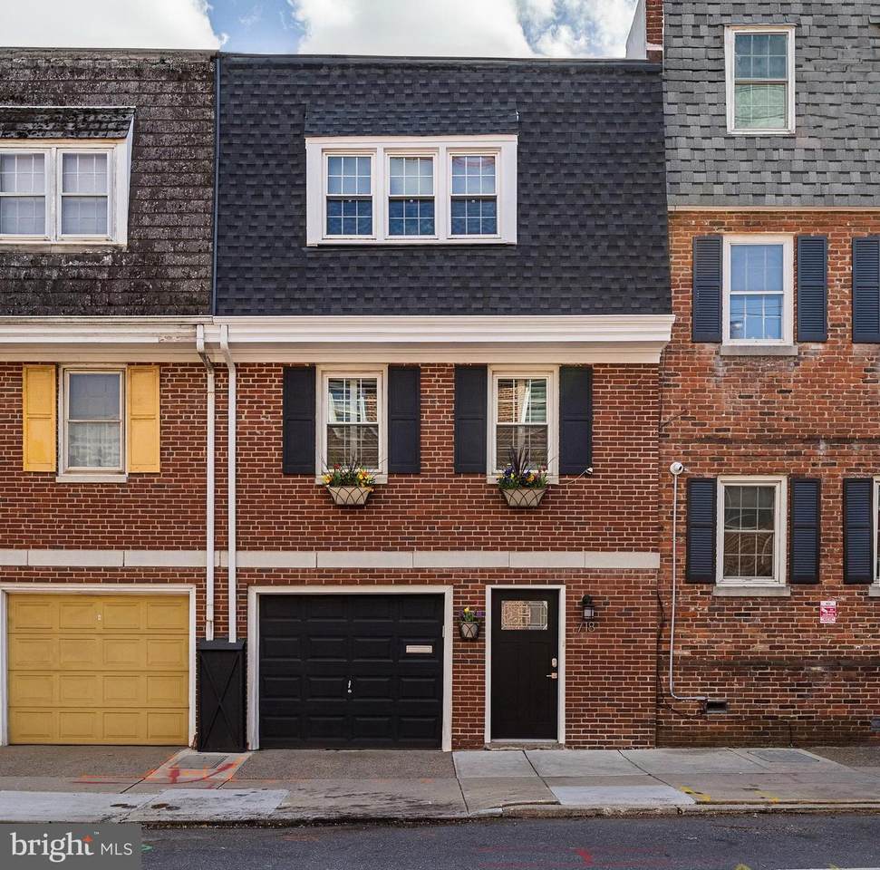 718 Lombard Street - Photo 1