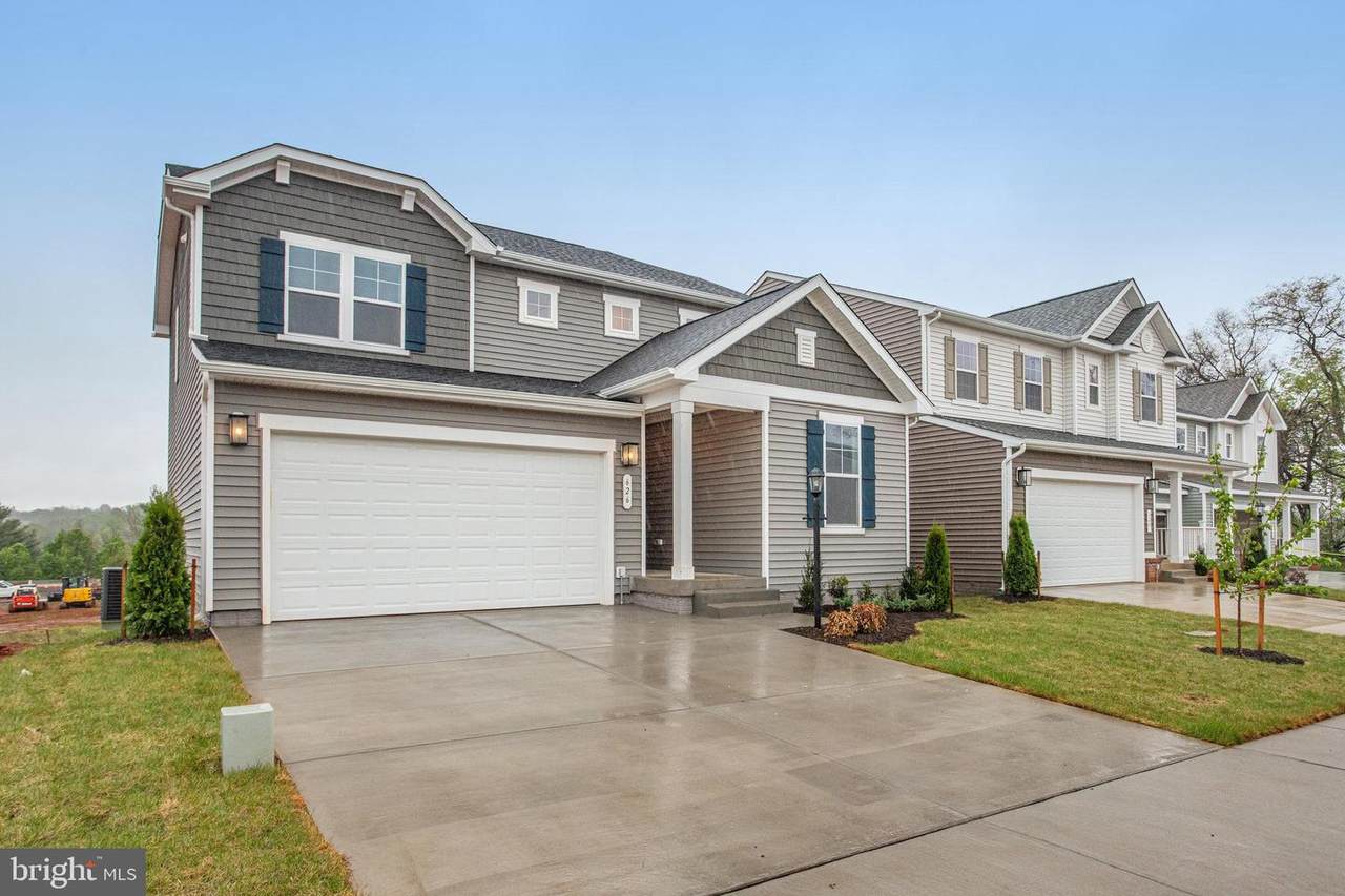 626 Clover Lane - Photo 1