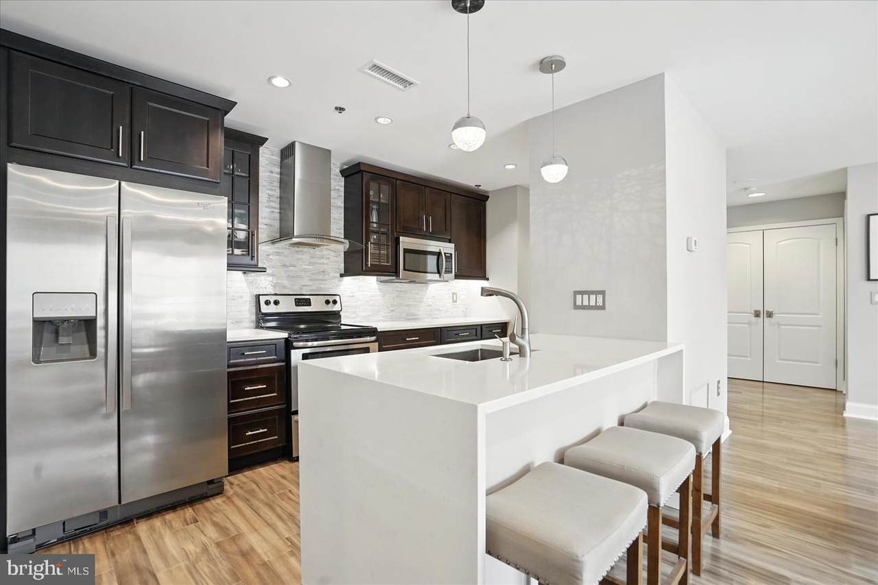 2702 Lighthouse Point - Photo 1