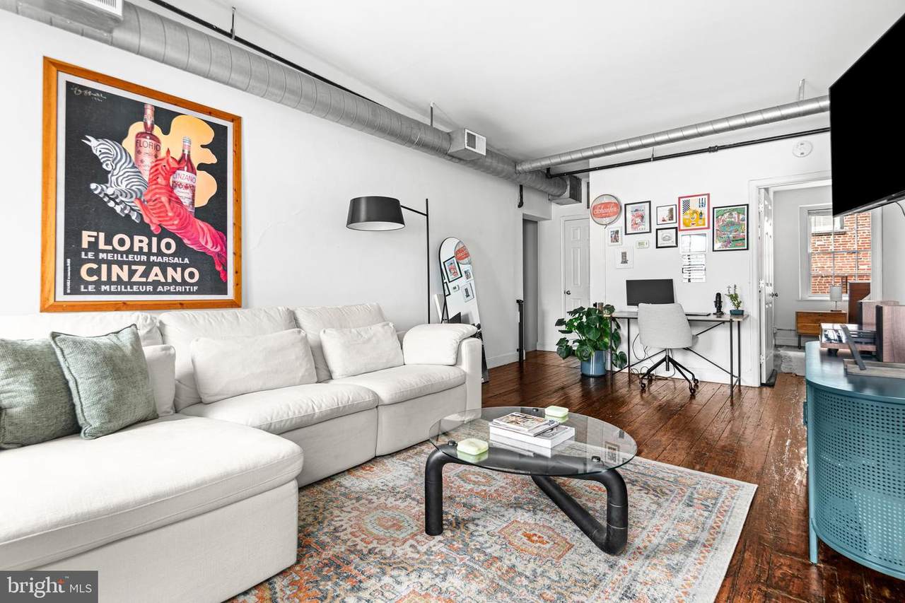 36 Strawberry Street - Photo 1