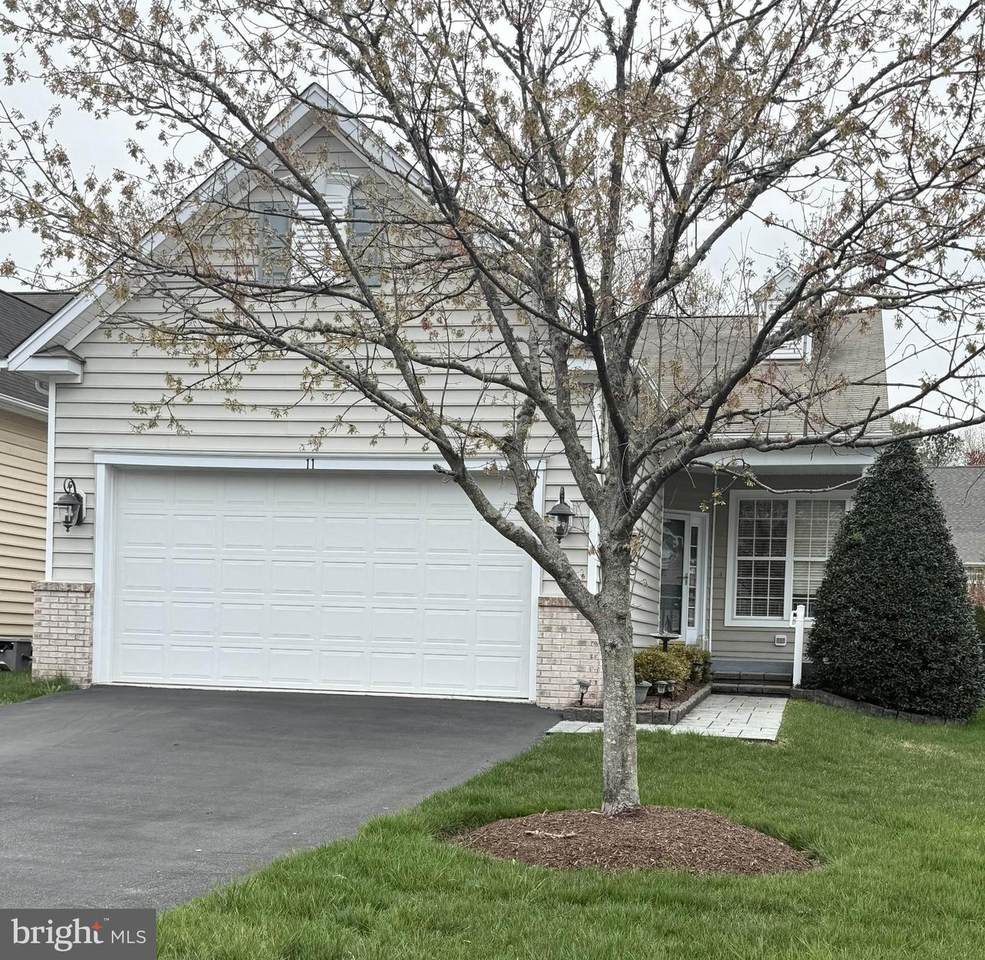 11 Cambridge Place - Photo 1