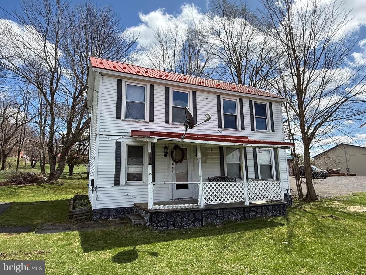 132 Oak Street - Photo 1