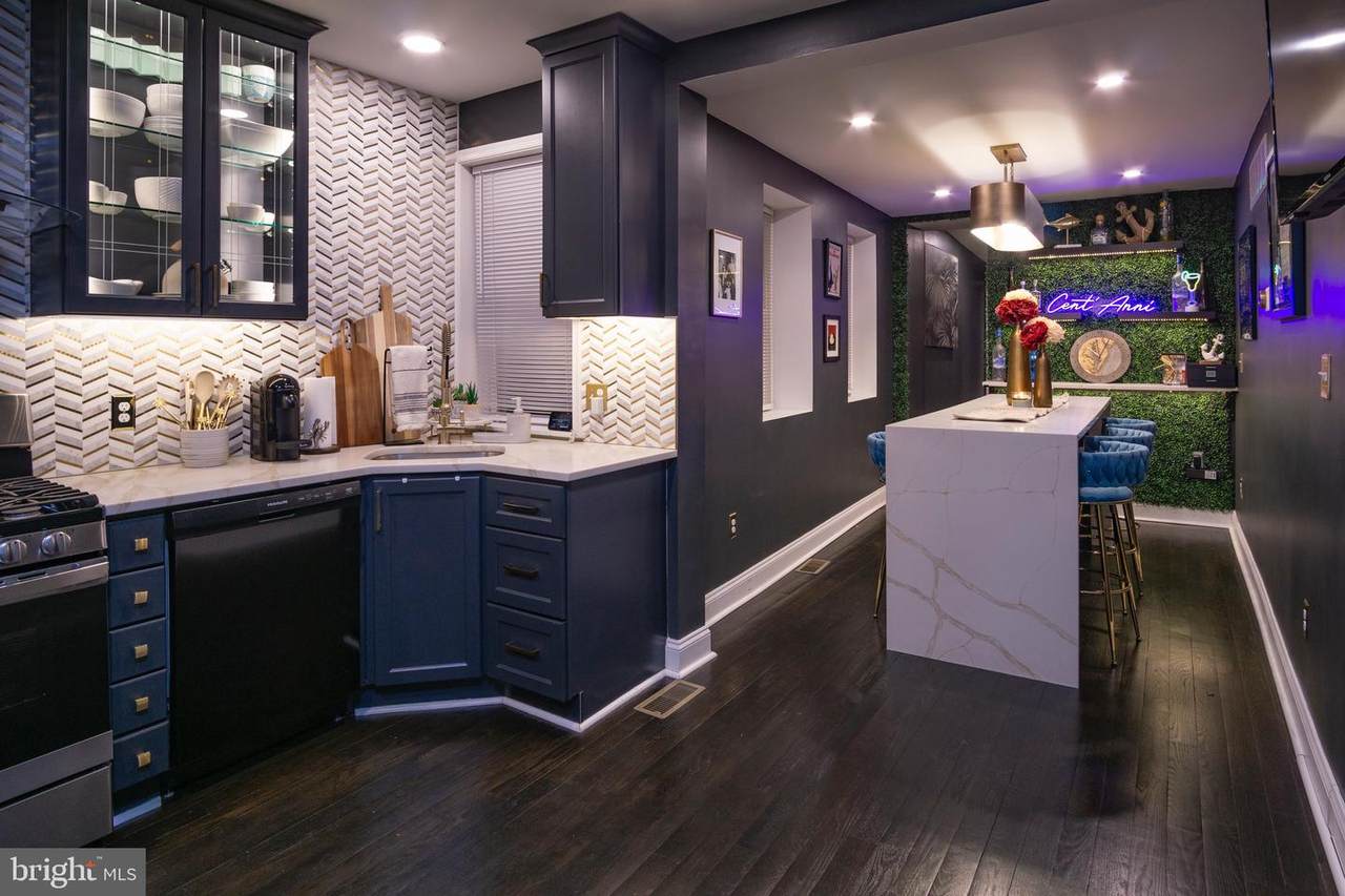 1506 Henry Street - Photo 1