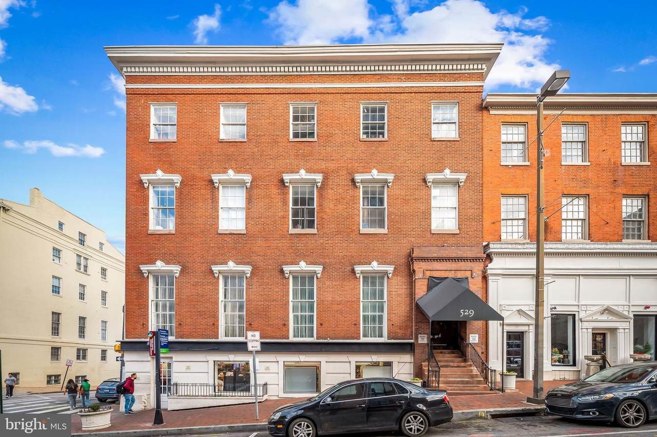 529 Charles Street - Photo 1
