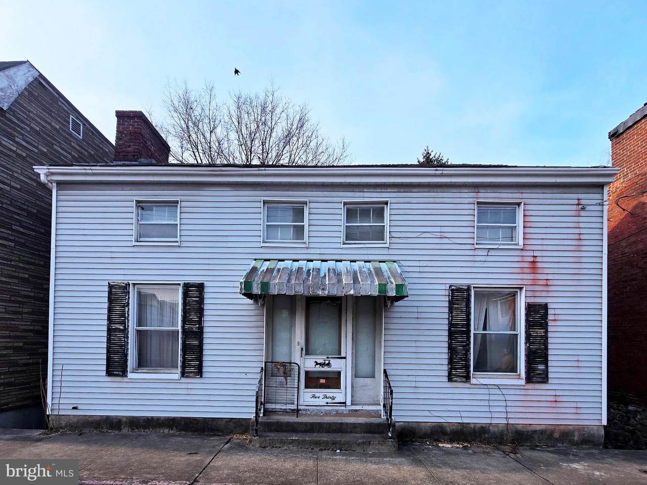 530 Columbia Avenue - Photo 1
