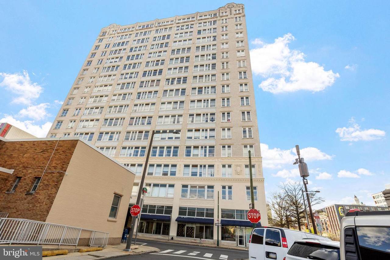 1100 Vine Street - Photo 1