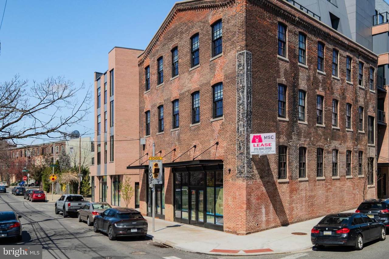 1700 Howard Street - Photo 1