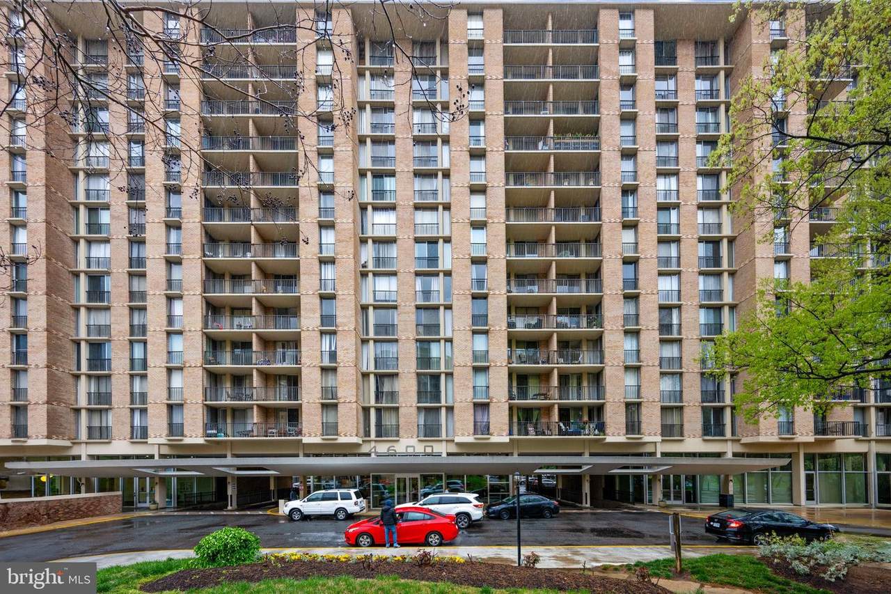 4600 Four Mile Run Drive - Photo 1