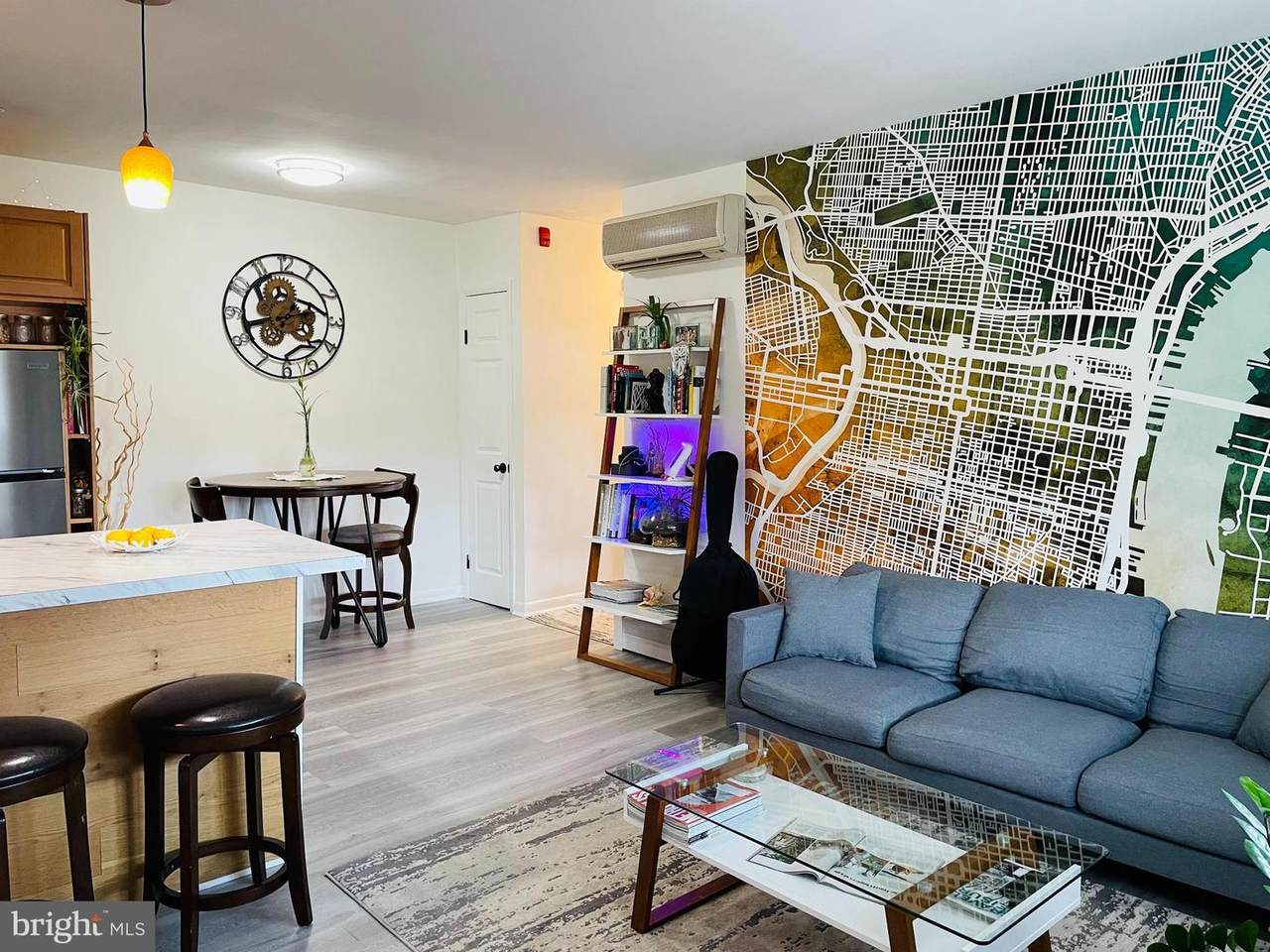 2531 Lombard Street - Photo 1