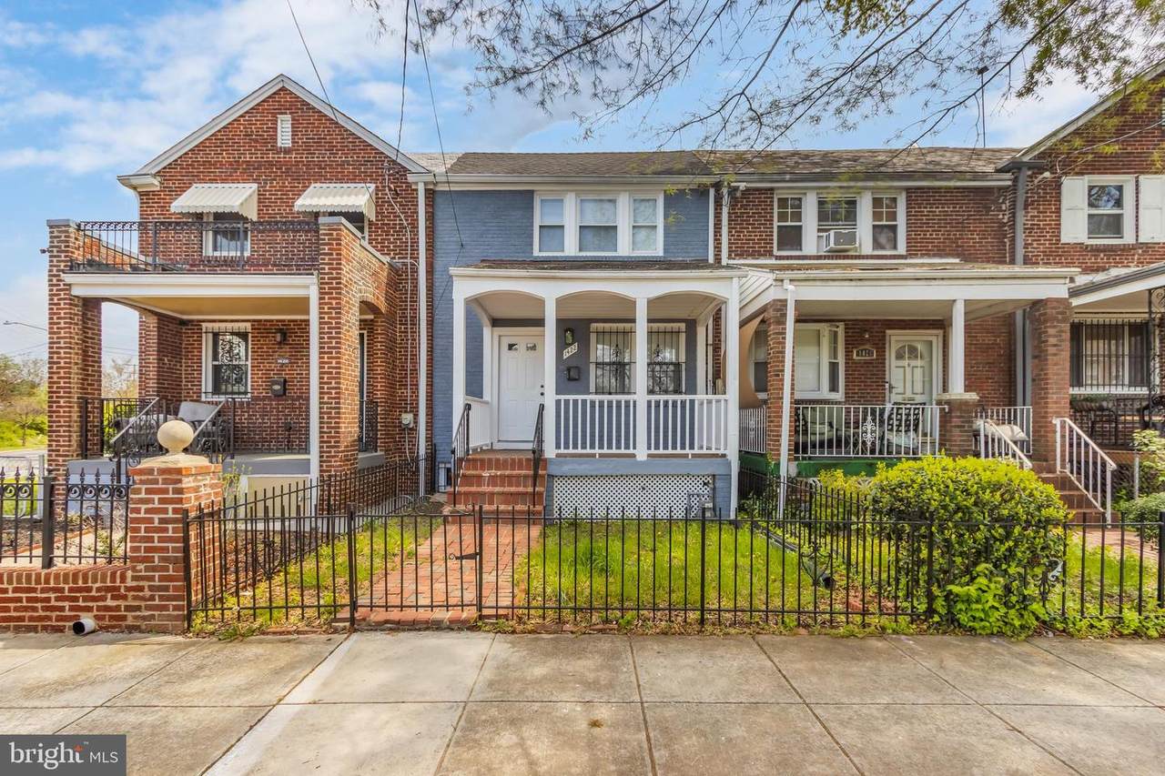 1422 18TH Street - Photo 1