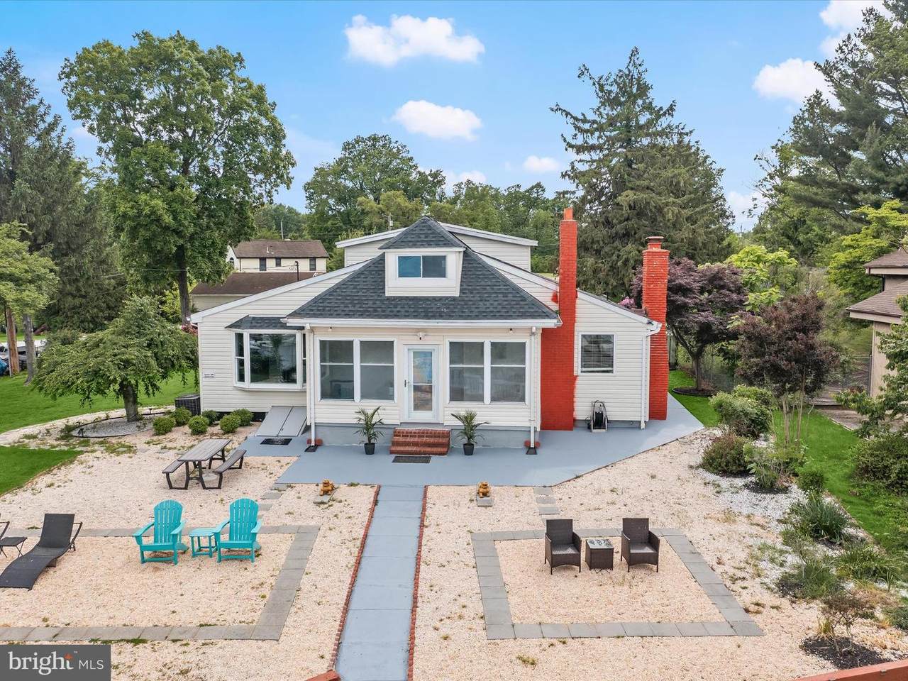 2304 Poplar Road - Photo 1