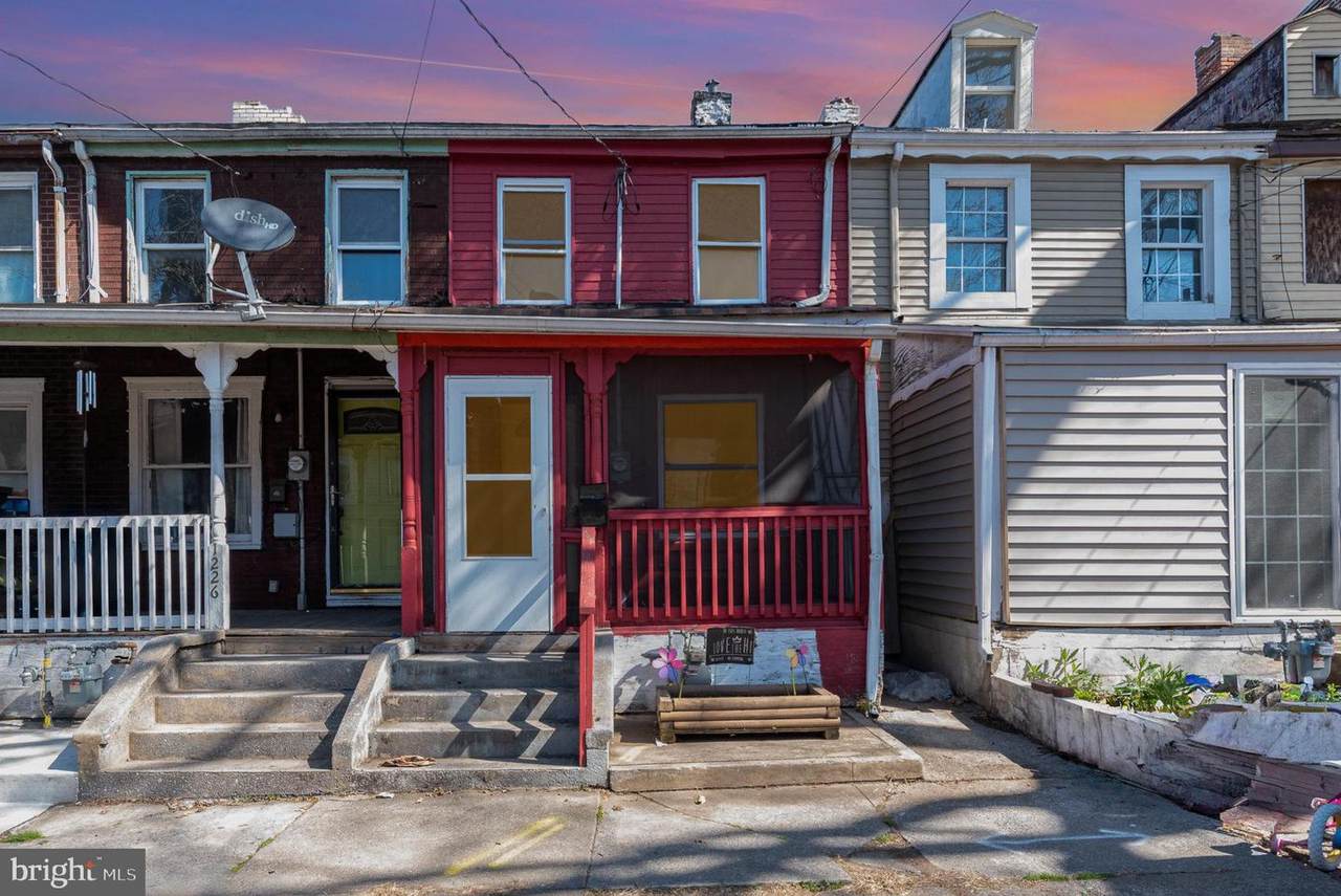 1228 Derry Street - Photo 1