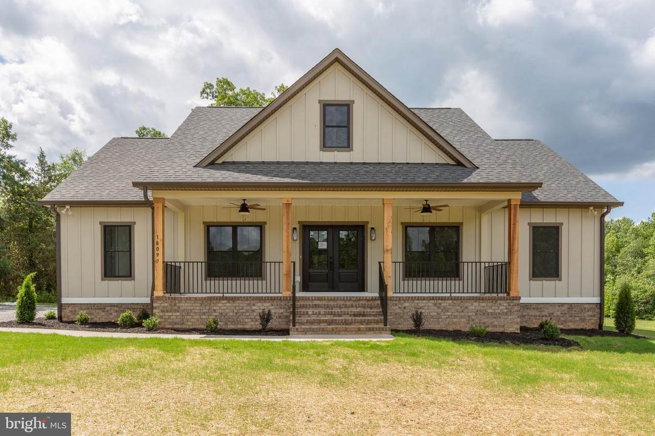 885 Buckners Lane (Compass Cove At Lake Anna) - Photo 1