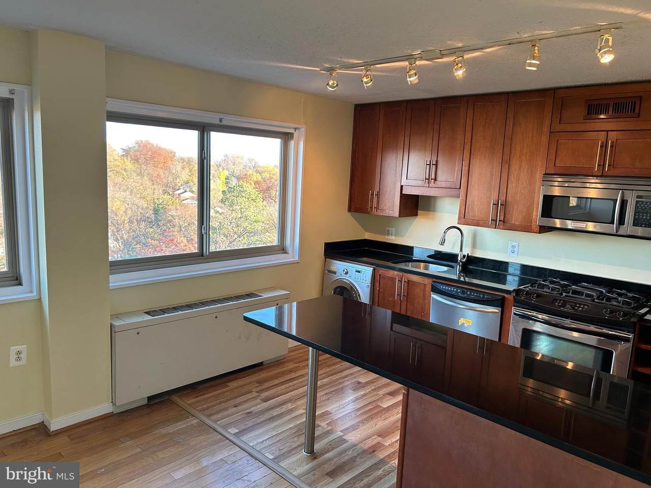 7333 New Hampshire Avenue - Photo 1