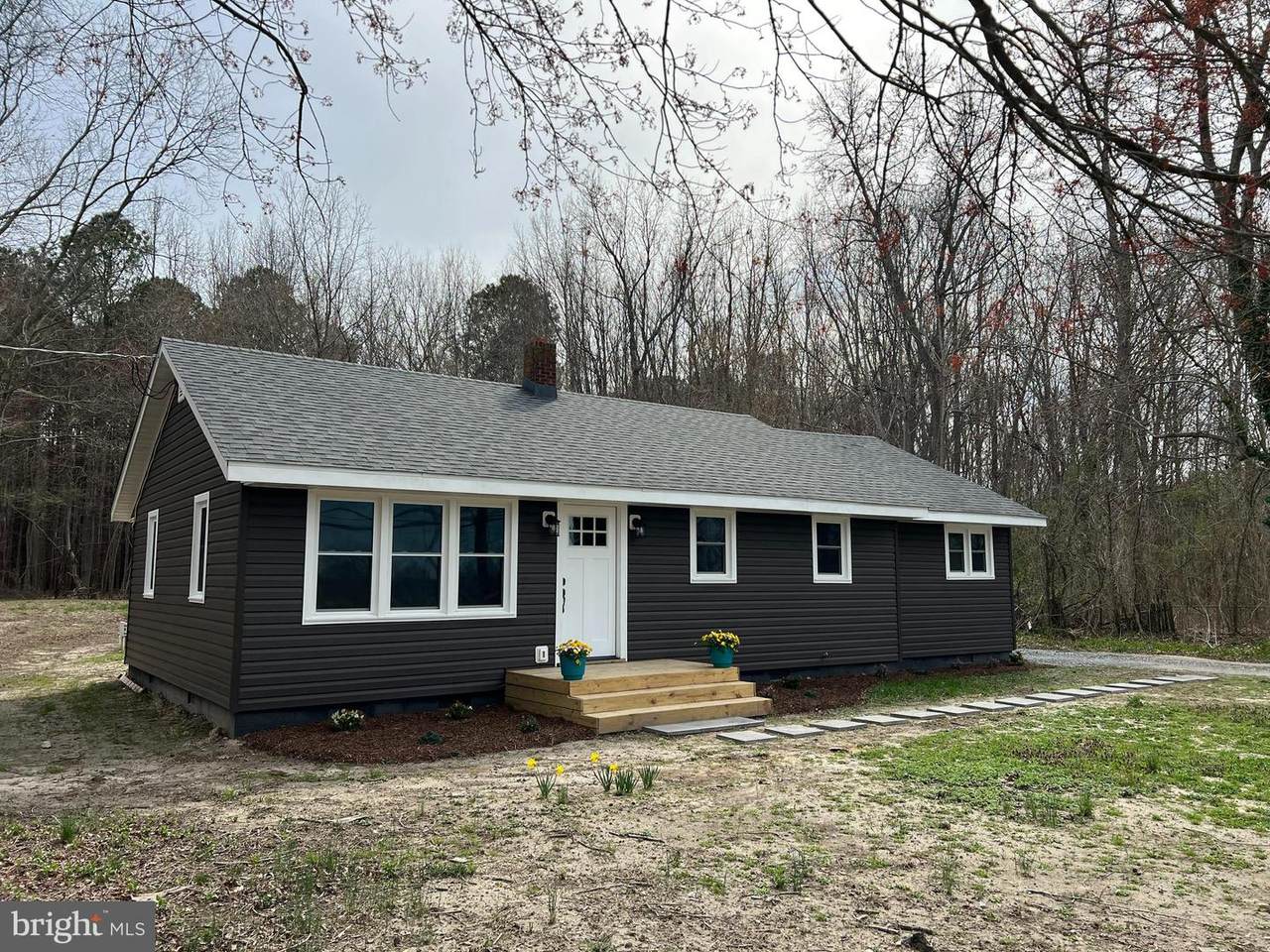 2229 Hudson Road - Photo 1