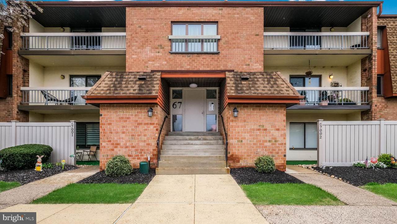 67201 Delaire Landing Road - Photo 1