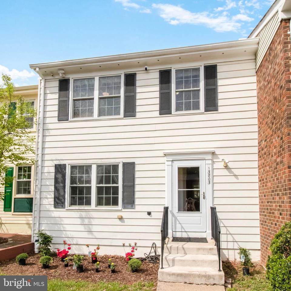 13803 Newport Lane - Photo 1