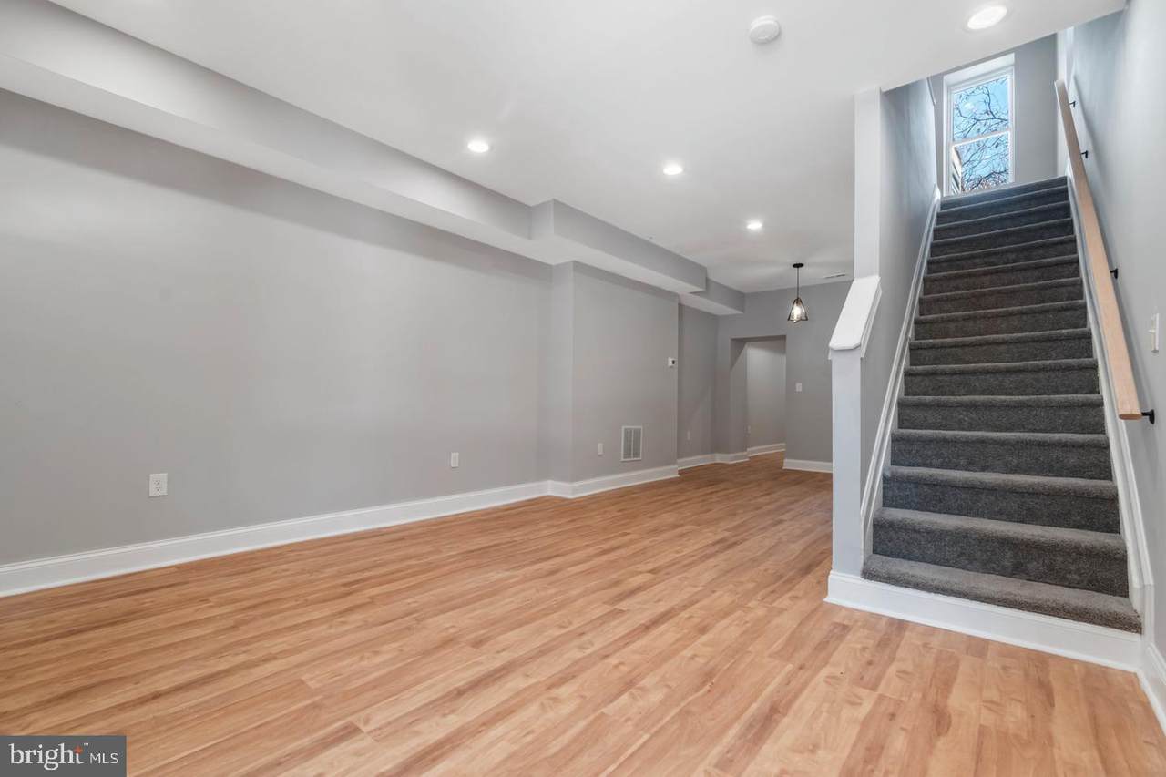 621 Denison Street - Photo 1