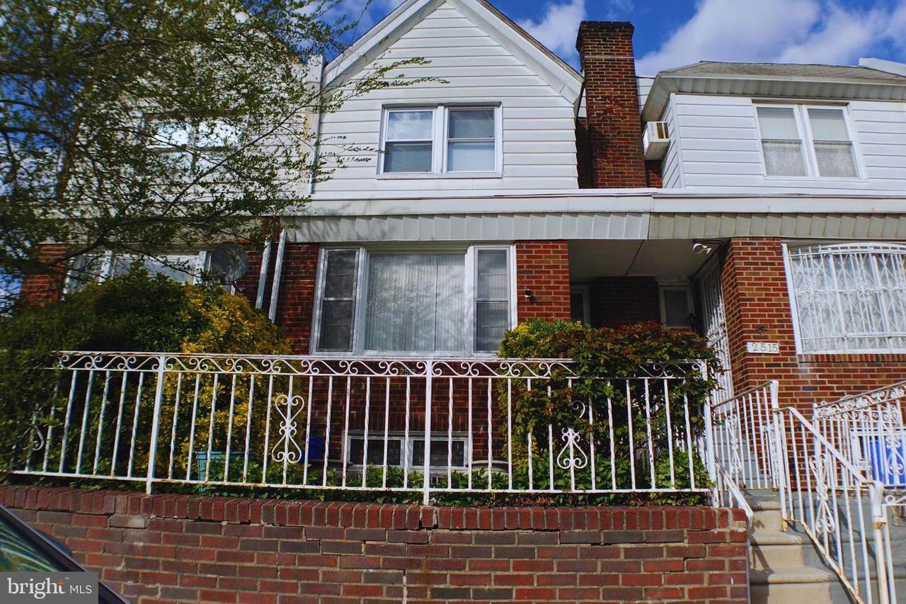 2513 Wanamaker Street - Photo 1
