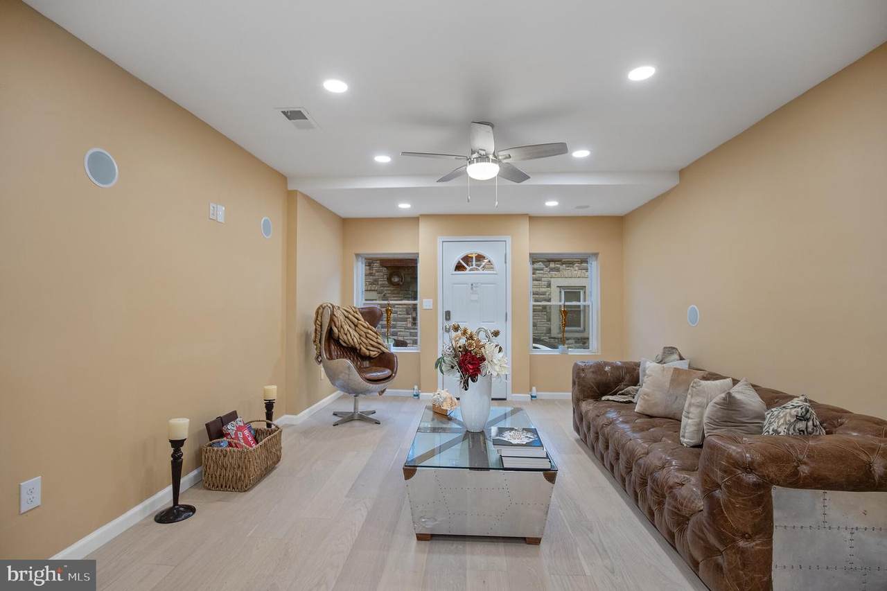 1652 Etting Street - Photo 1