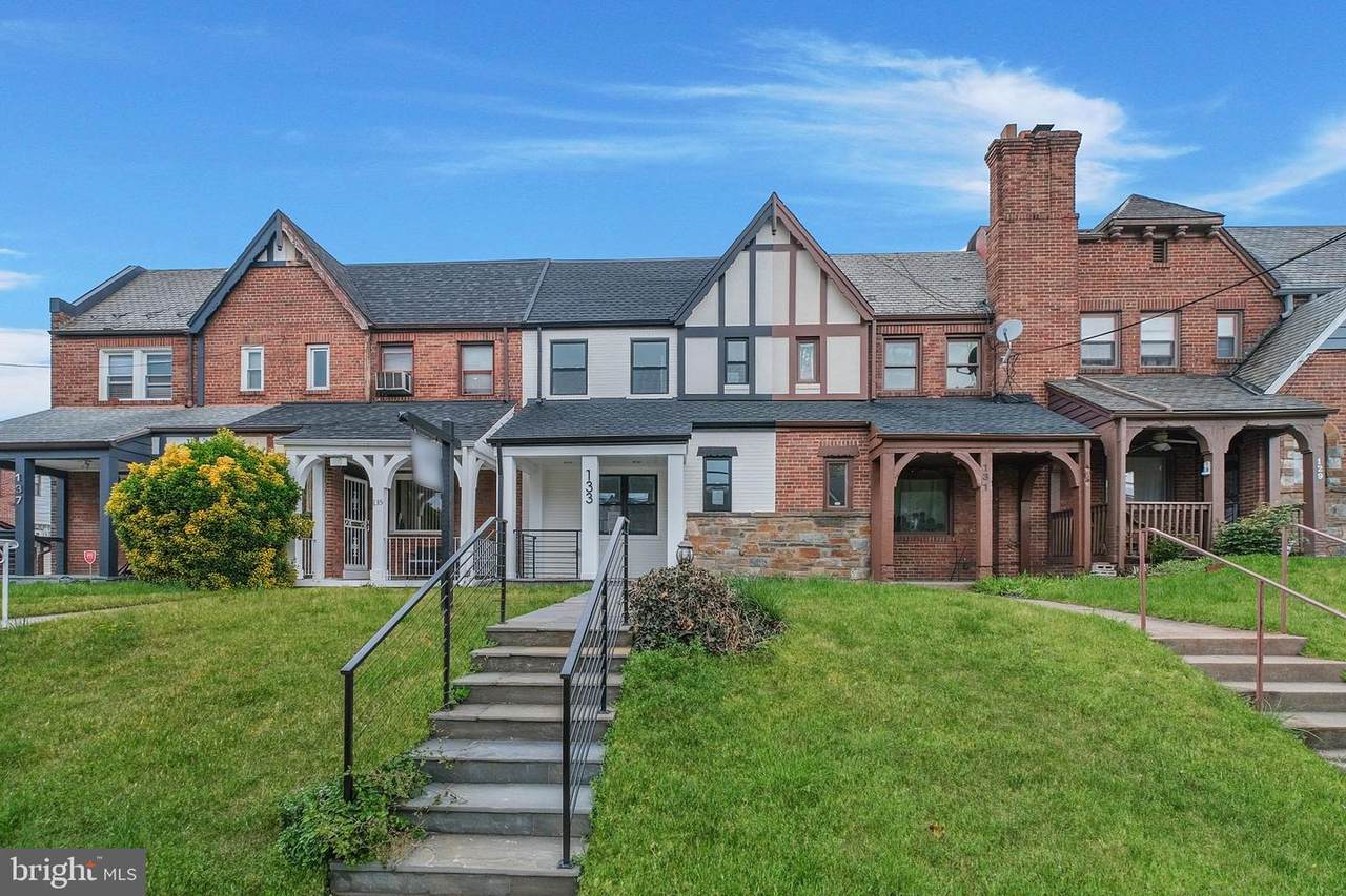 133 Ingraham Street - Photo 1