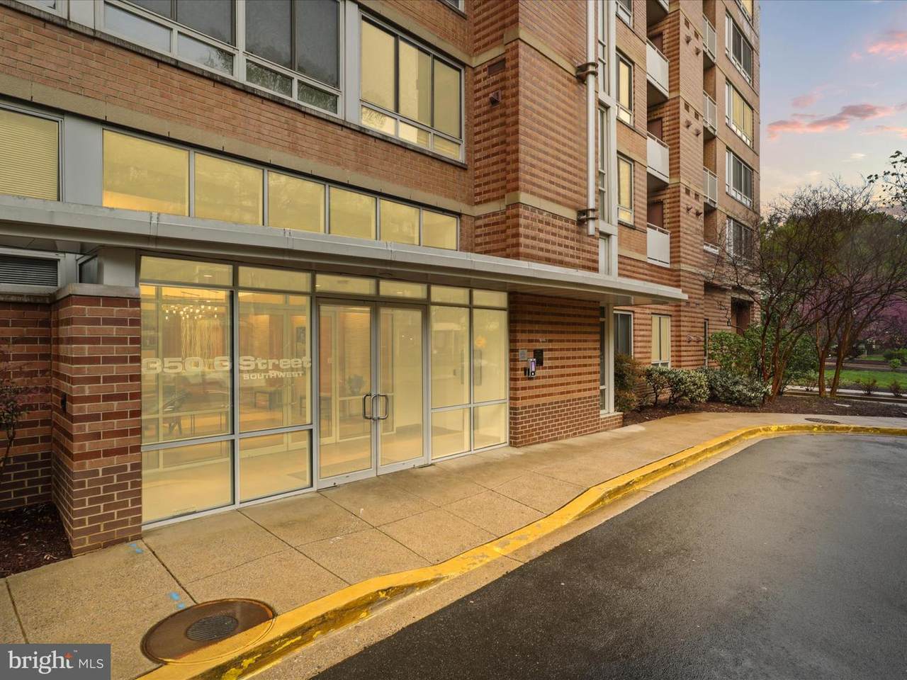 350 G Street - Photo 1