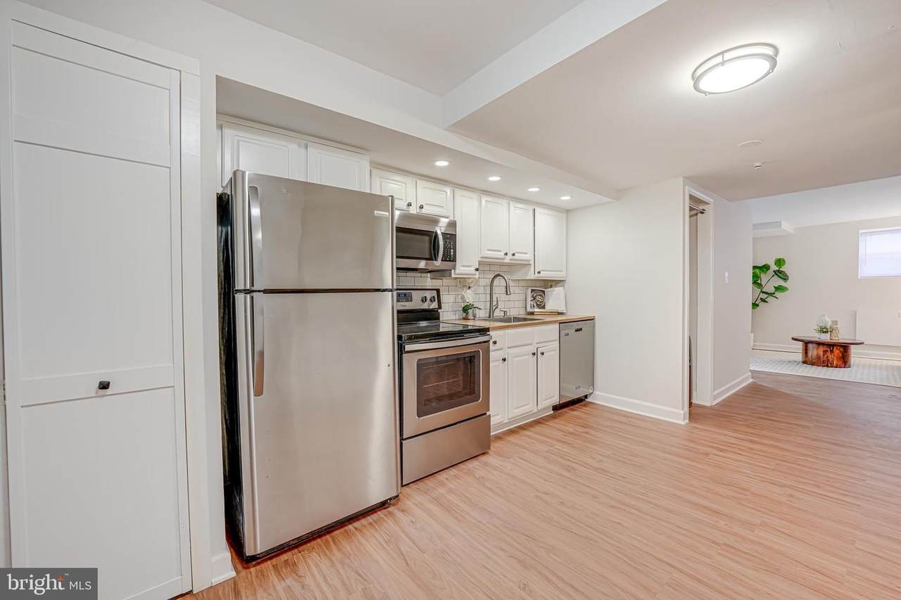 3426 16TH Street - Photo 1