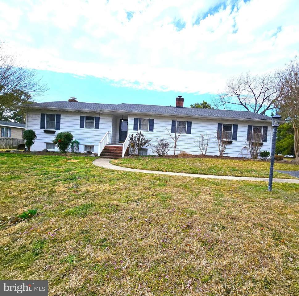 103 Shawnee Circle - Photo 1