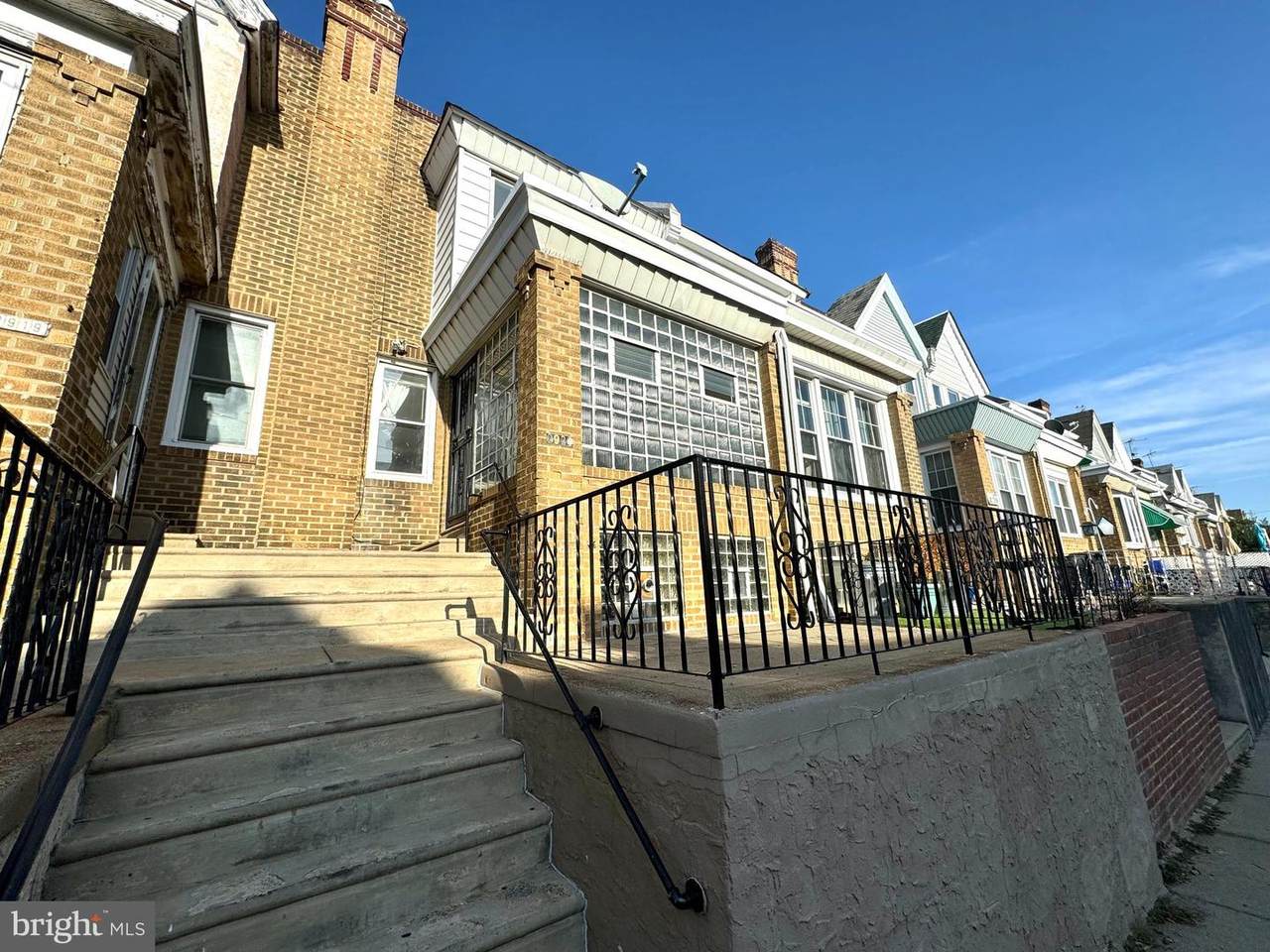 2921 Hale Street - Photo 1