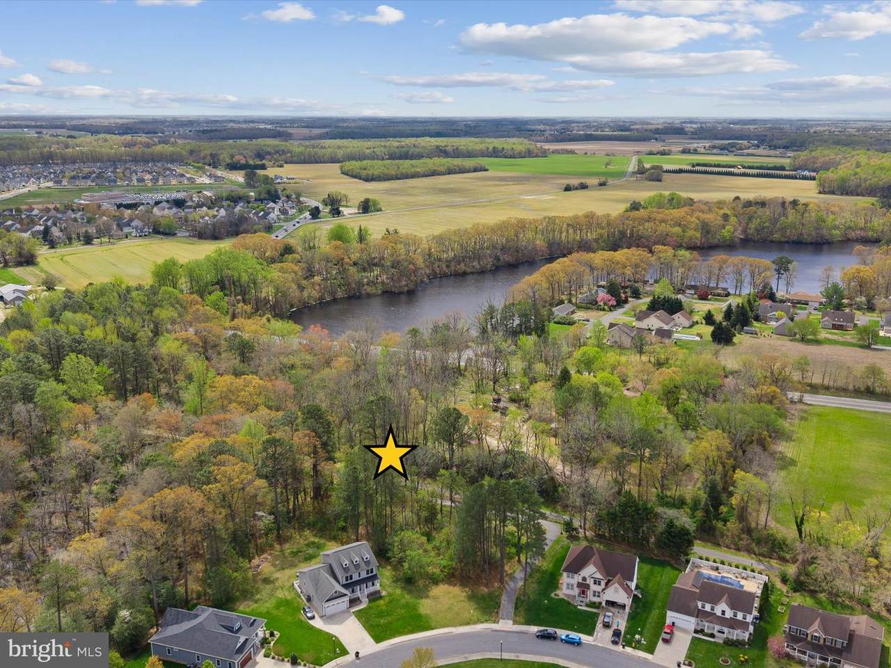 200 Shore Drive - Photo 1