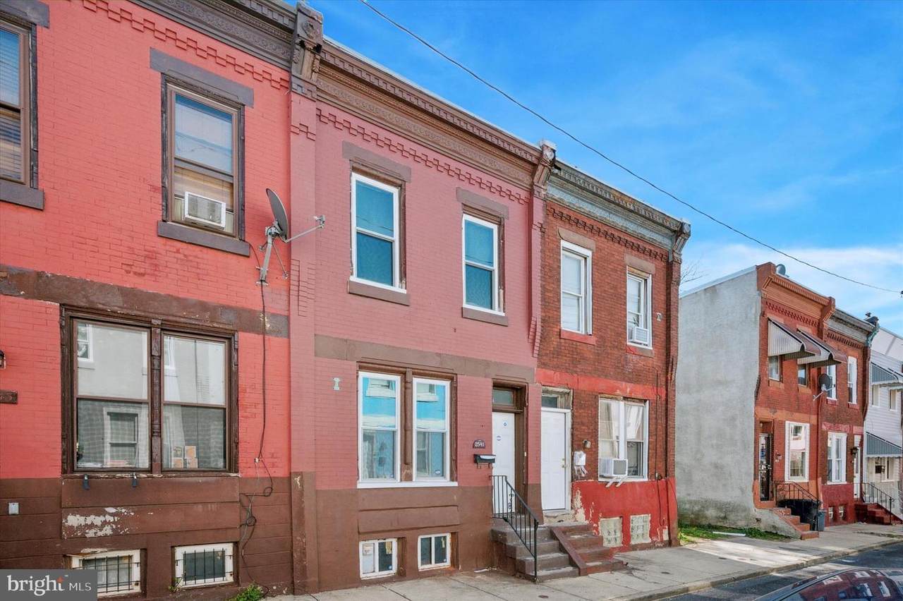 2541 Cleveland Street - Photo 1