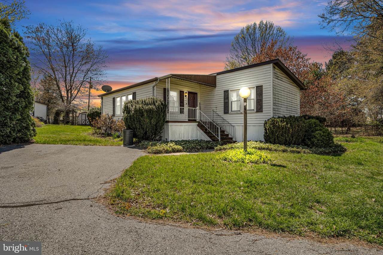 124 Woods Drive - Photo 1