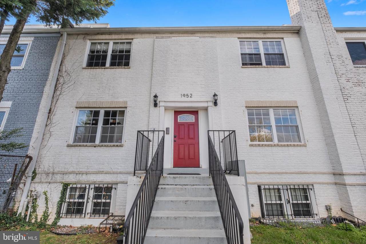 1952 3RD Street - Photo 1