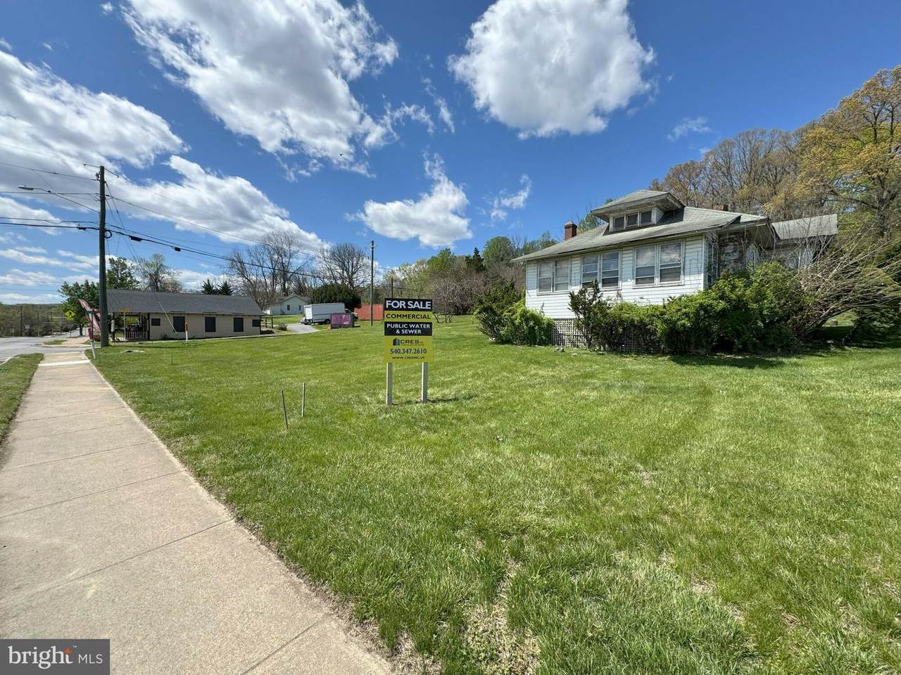 17651 Graham Street - Photo 1