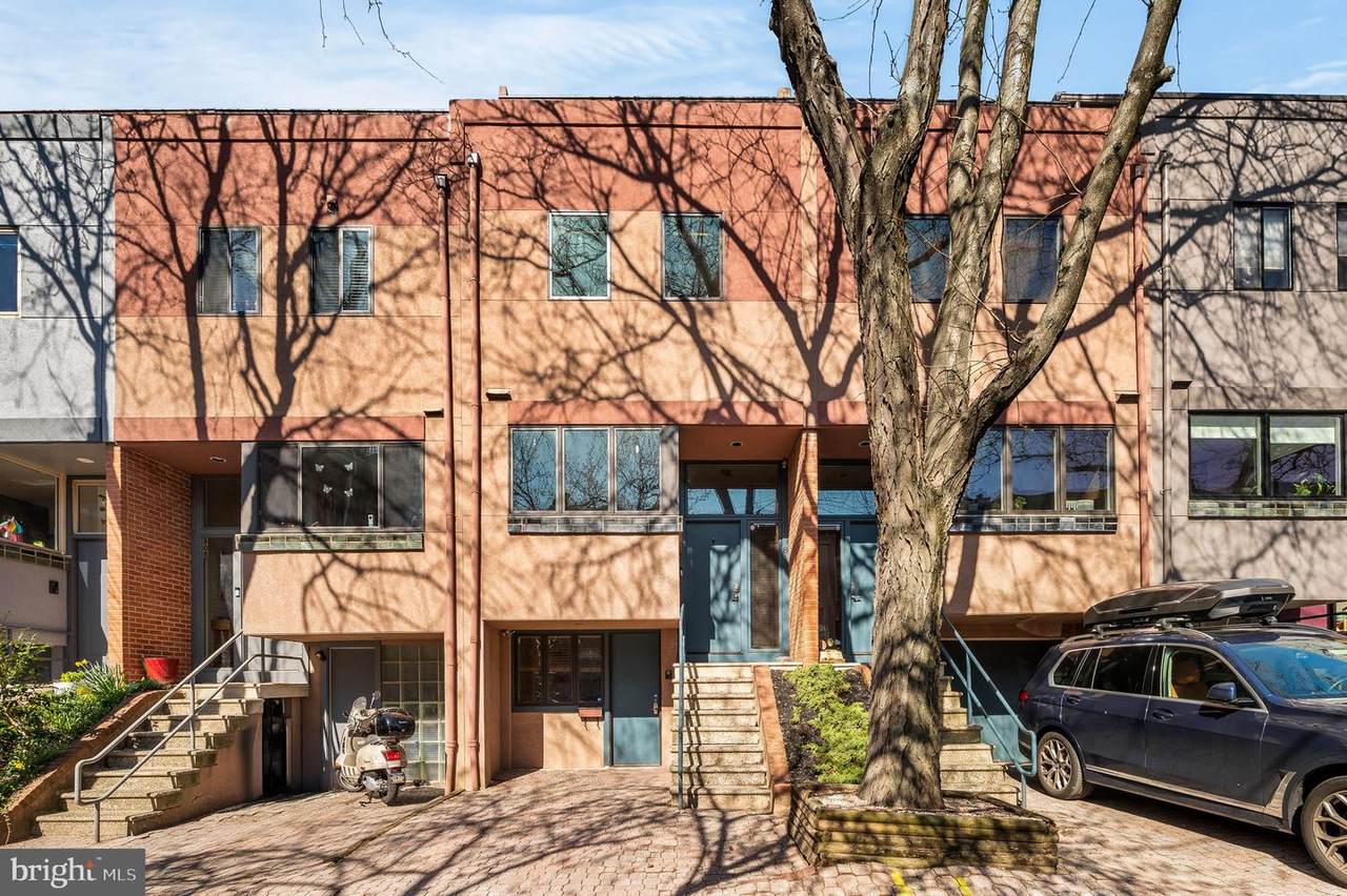 810 Newkirk Street - Photo 1