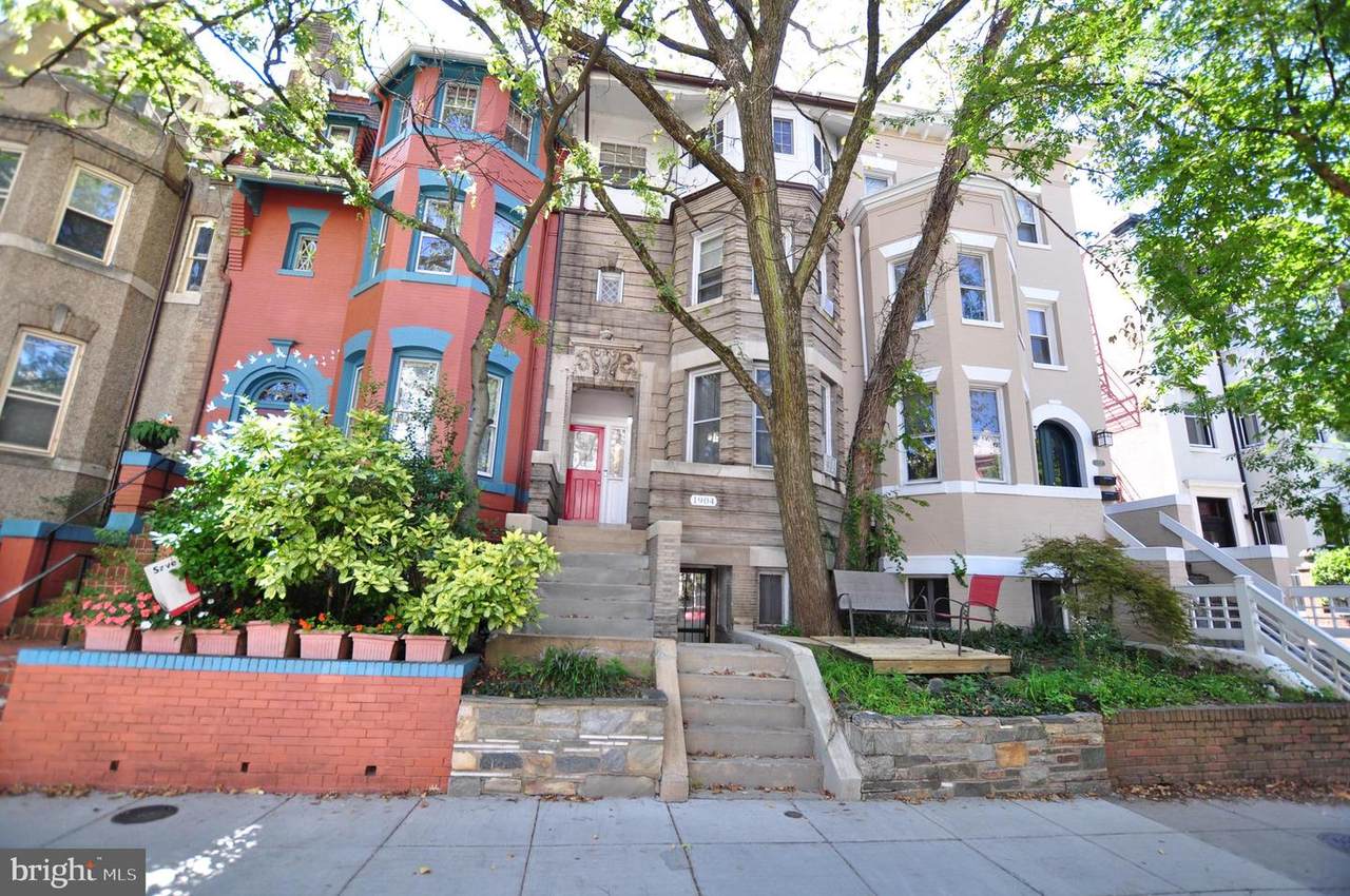 1904 Calvert Street - Photo 1
