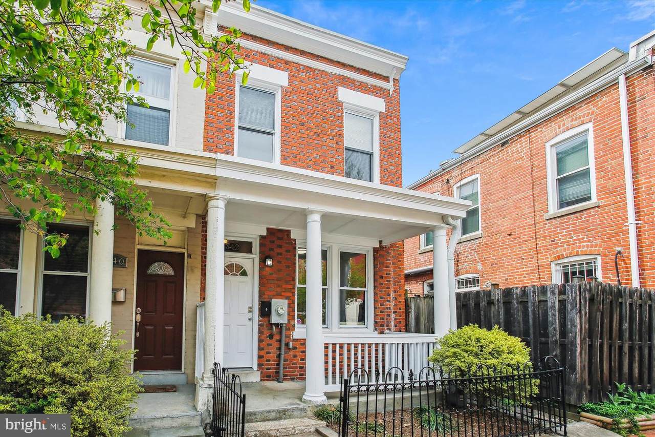 342 Oakdale Place - Photo 1